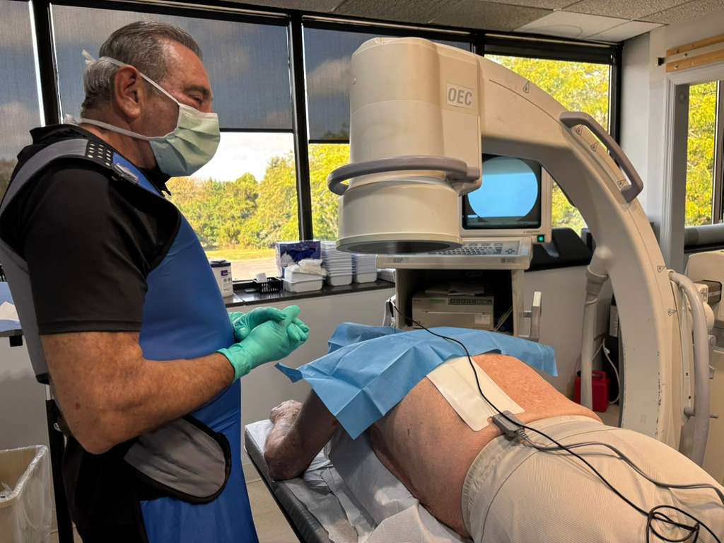 Dr. Gargiulo performing advanced interventional procedure